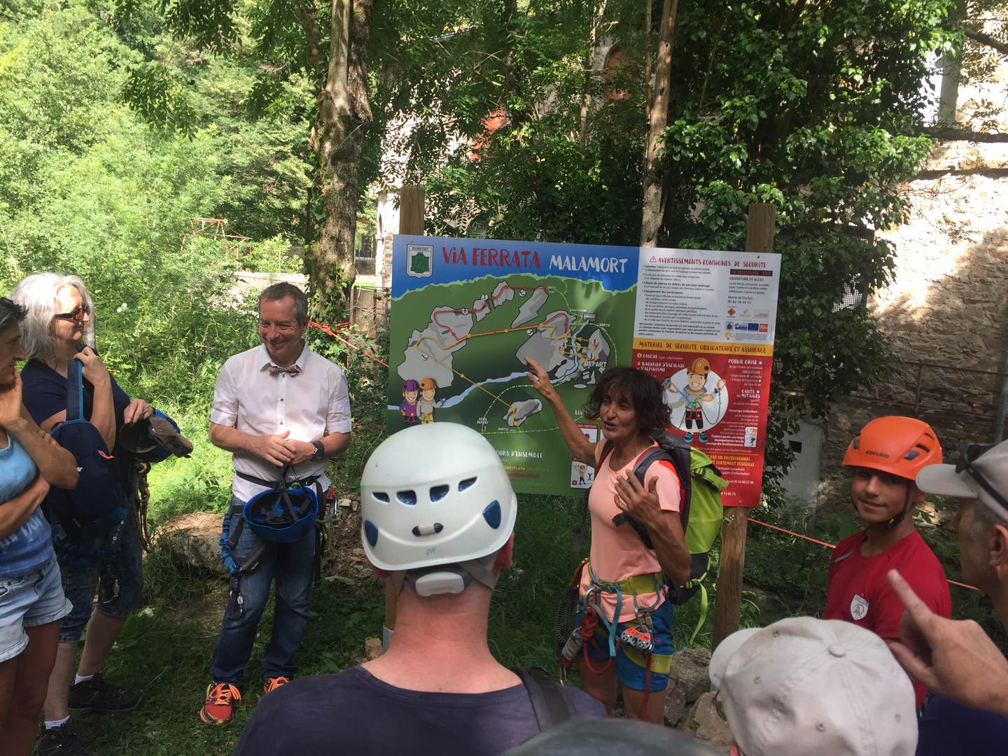 Photo inauguration Via Ferrata de Durfort dans le Parc naturel régional du Haut-Languedoc