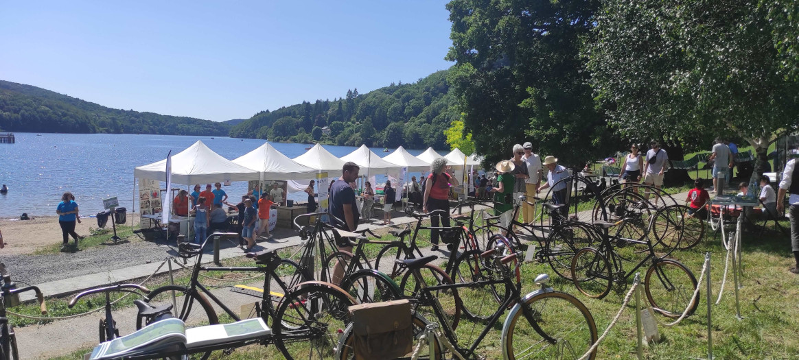 Stands à la Fête du Parc